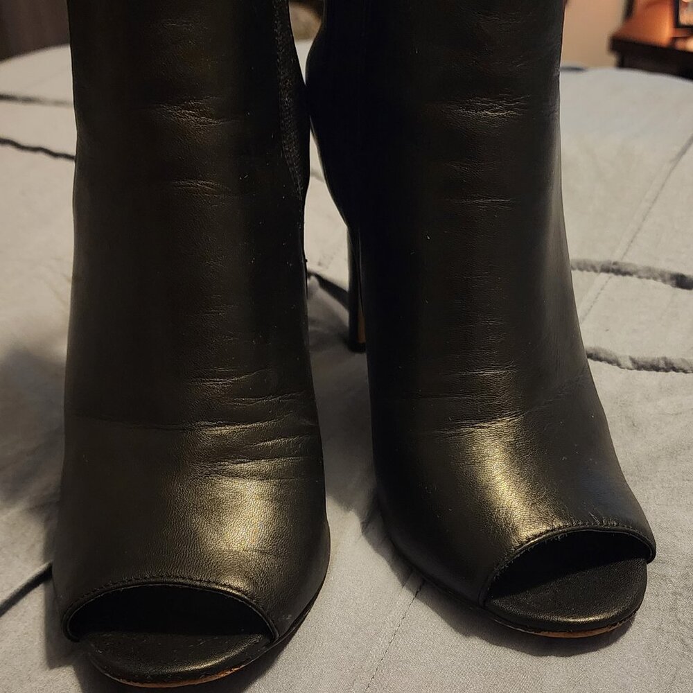Vince Camuto Black Leather Heels